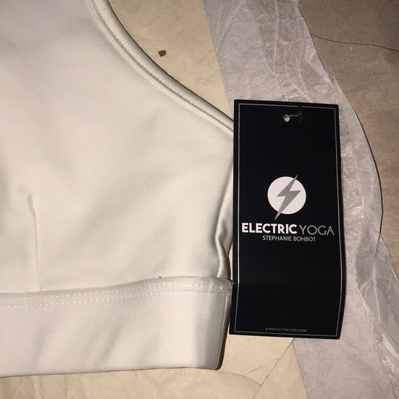 NWT Electric Yoga Slash Laser Cut Sports Bra XS IV - Picture 5 of 8